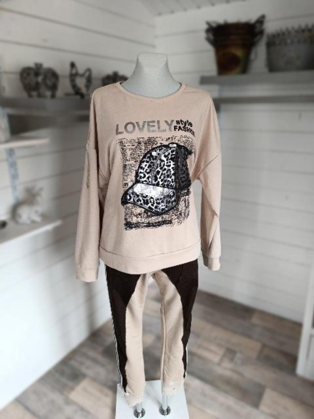 Sweaty Leo Cap Lovely