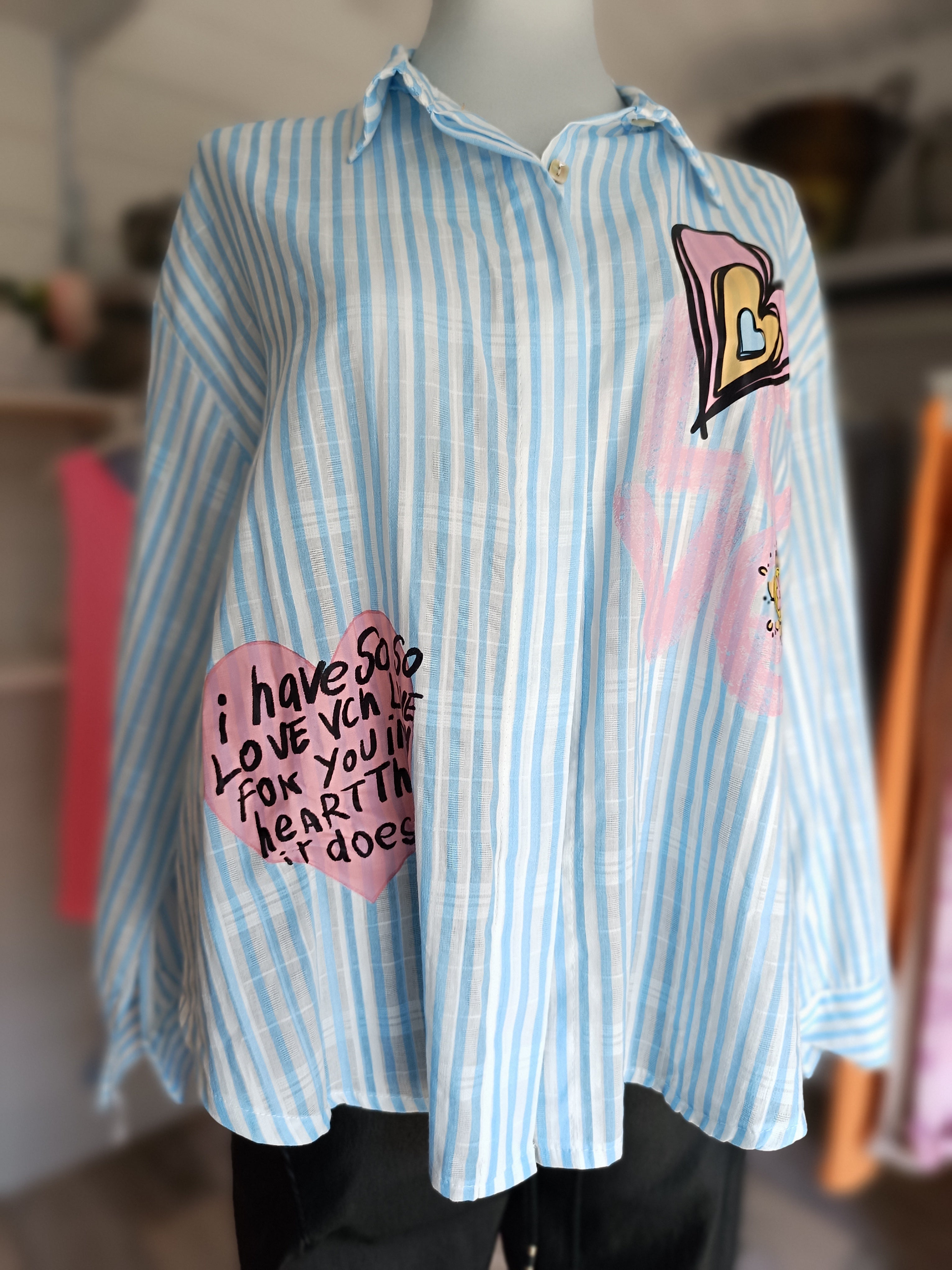 Streifenhemdbluse bis Größe 44. Farbe hellblau weiß. Damenbluse 100% Baumwolle.