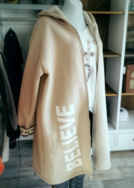 Sweaty Mantel Believe Faith