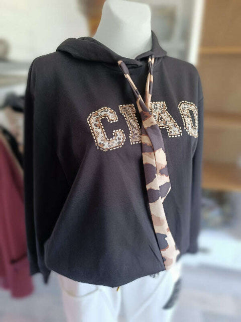 sweatshirt_kapuze_farbe_schwarz