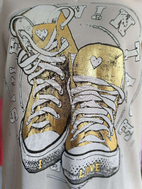 shirt_style_vintage_sneaker